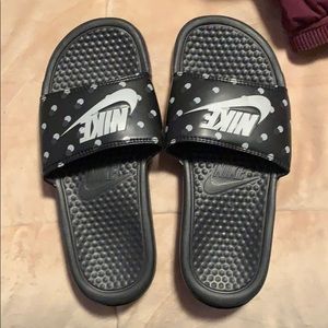 Nike slides